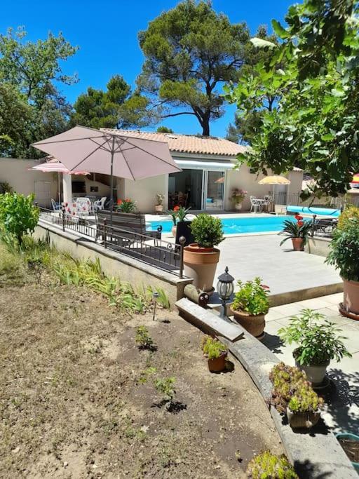 Villa Le Bosquet En Luberon. Менерб Экстерьер фото