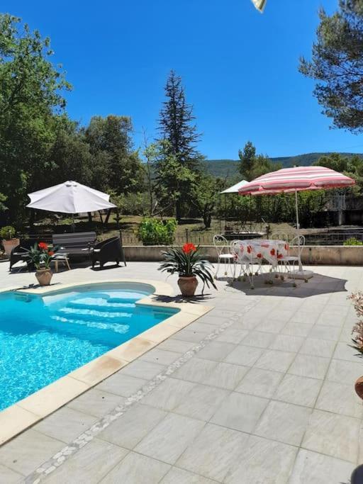 Villa Le Bosquet En Luberon. Менерб Экстерьер фото